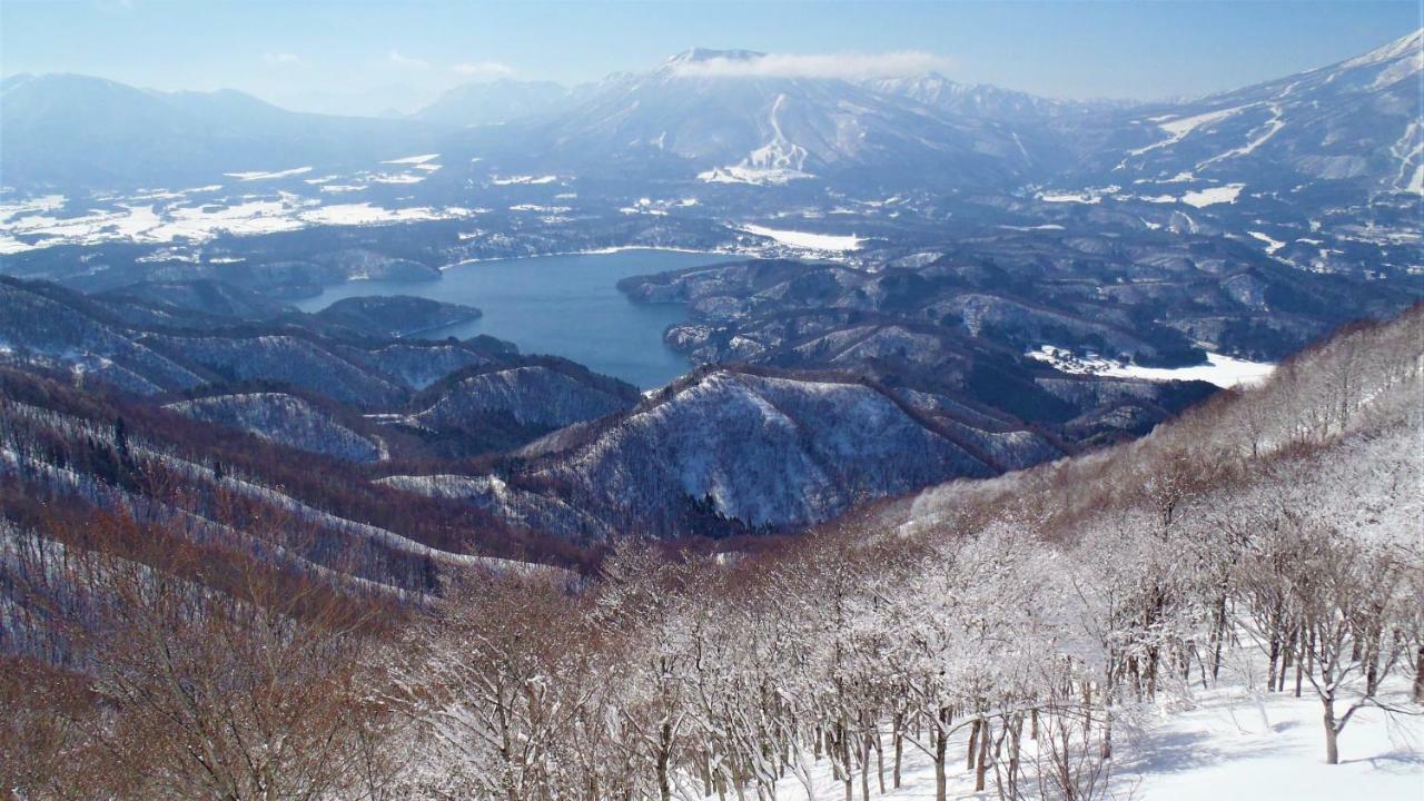 Blueberry Pension Madarao Iiyama Экстерьер фото